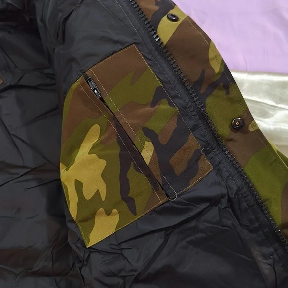 Canada Goose Waterproof And Windproof Camouflage Hooded Down Jacket - Picture 10 of 13